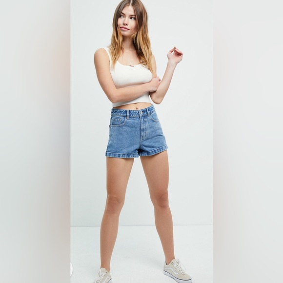 PacSun Denim Mom Shorts Medium Blue Wash High-Rise Women’s Size 24 - Picture 4 of 9